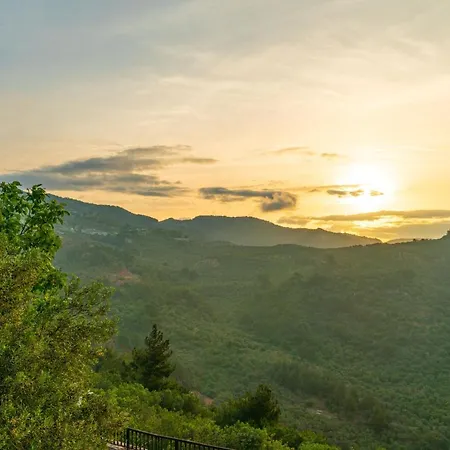 Casa de hóspedes Assos Kartal Yuvasi 3*