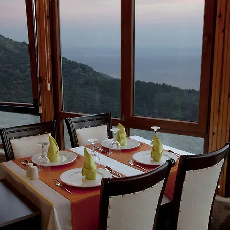 Penzion Assos Kartal Yuvasi 4*
