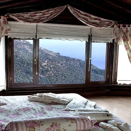 Assos Kartal Yuvasi Casa de hóspedes Sazlı